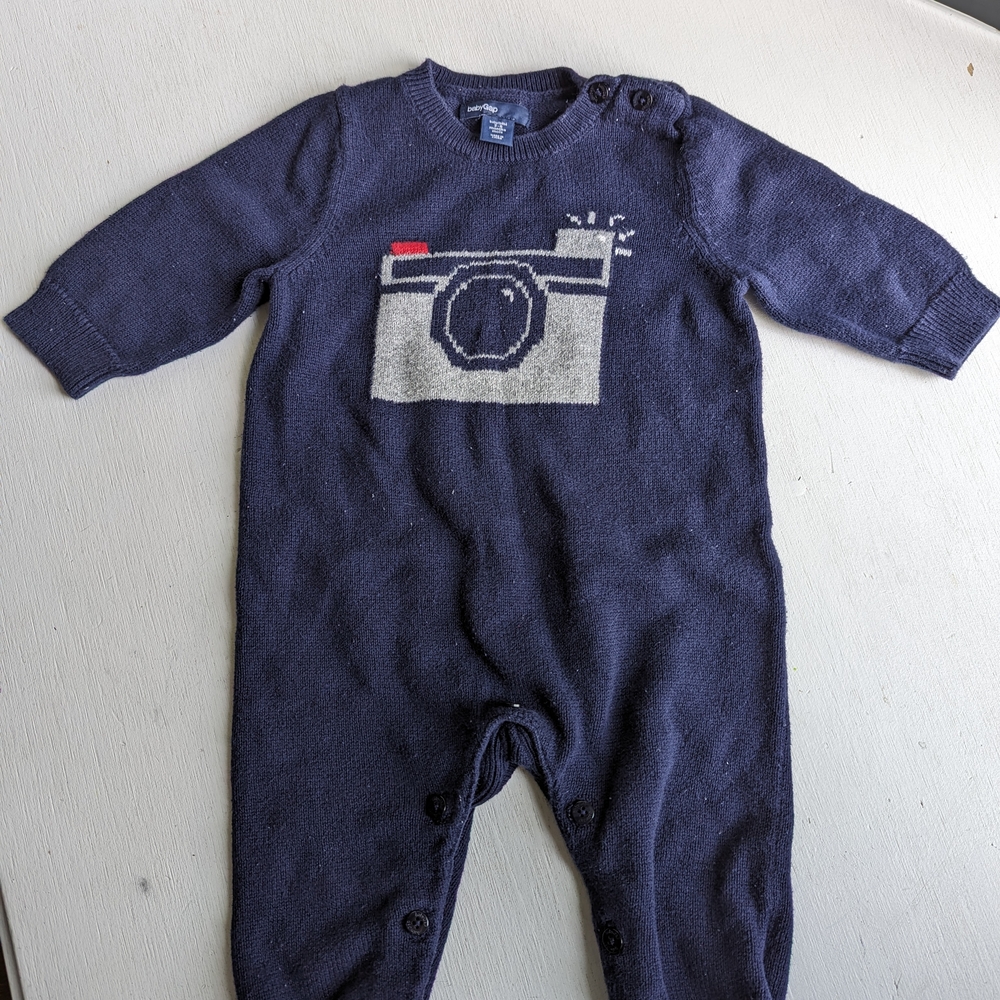 Baby Boy 8-piece Clothing Bundle (Gap and Carter's)